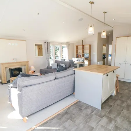 28 Finch * 斯卡伯勒